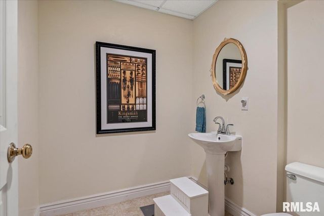 2612 Dickens Drive, Springfield, IL 62711