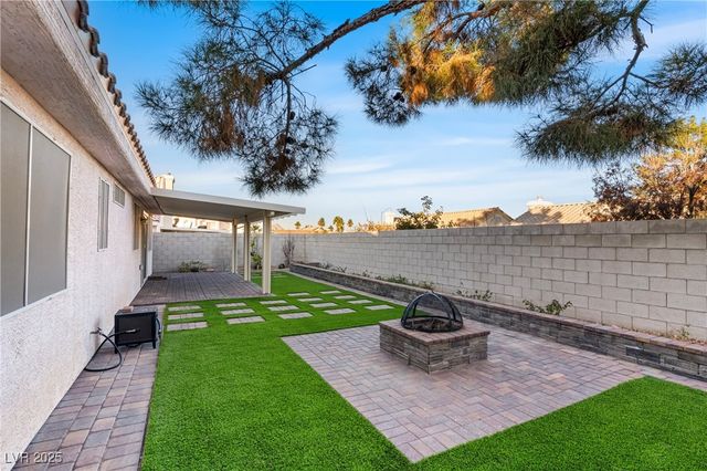 270 Collindale Street, Henderson, NV 89074