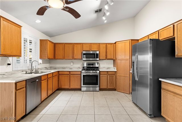 270 Collindale Street, Henderson, NV 89074