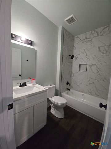 206 Lewis Todd, Blanco, TX 78606