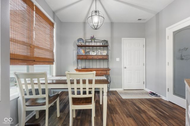 1217 Lucca Drive, Greenwood, IN 46143