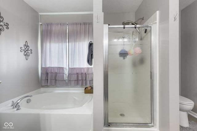1217 Lucca Drive, Greenwood, IN 46143