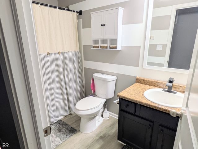 1217 Lucca Drive, Greenwood, IN 46143