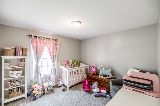 1007 Smiley Troutt Rd, Bethpage, TN 37022