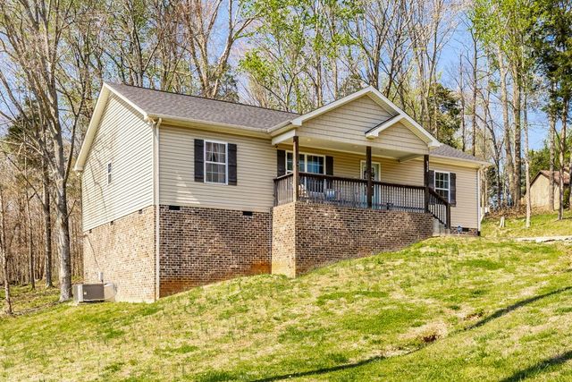 1007 Smiley Troutt Rd, Bethpage, TN 37022