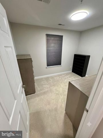 921 BALBOA AVE, Capitol Heights, MD 20743
