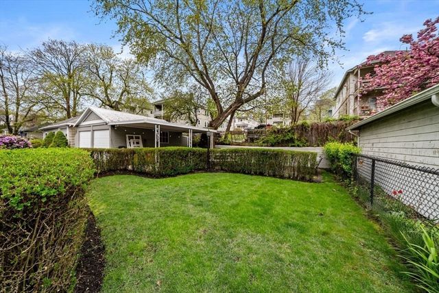 39-41 Donnybrook Rd, Boston, MA 02135