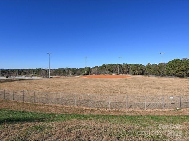 153 Collingswood Road, Mooresville, NC 28117