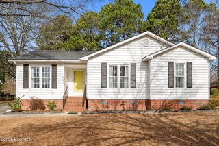 101 Cambridge Road, Greenville, NC 27834