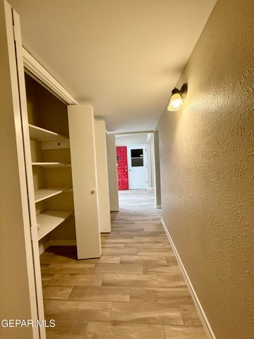 5433 VANCOUVER Street, El Paso, TX 79924