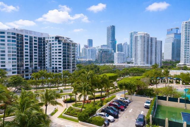848 Brickell Key Dr 905, Miami, FL 33131