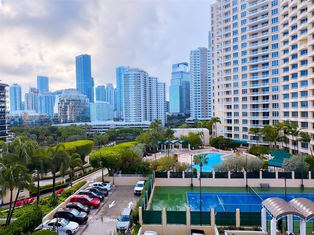 848 Brickell Key Dr 905, Miami, FL 33131