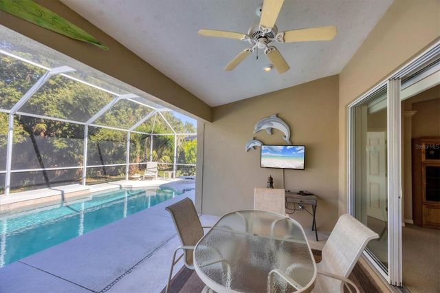 407 PINEWOOD LAKE DRIVE, Venice, FL 34285