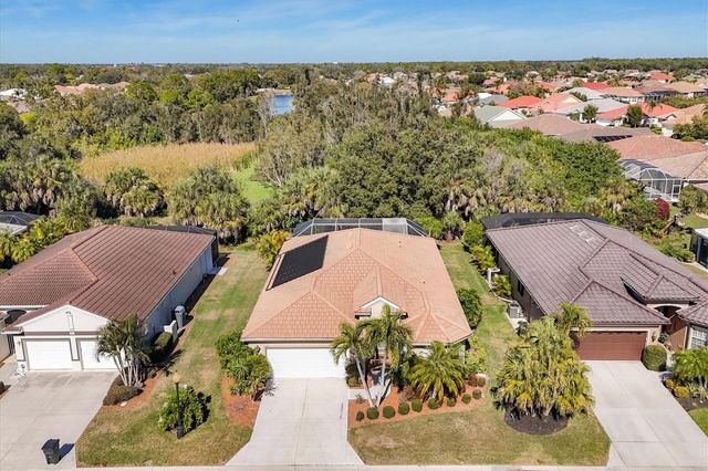 407 PINEWOOD LAKE DRIVE, Venice, FL 34285