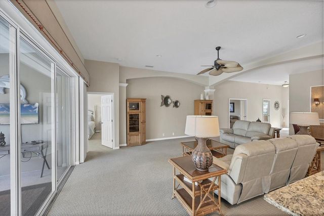 407 PINEWOOD LAKE DRIVE, Venice, FL 34285