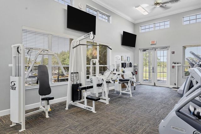 407 PINEWOOD LAKE DRIVE, Venice, FL 34285