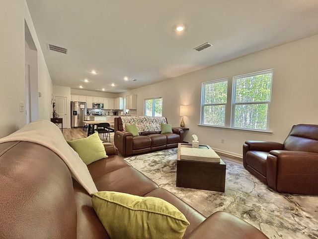2921 Salinger Way, Gainesville, GA 30507