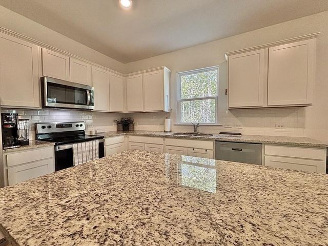 2921 Salinger Way, Gainesville, GA 30507