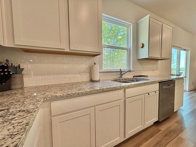 2921 Salinger Way, Gainesville, GA 30507