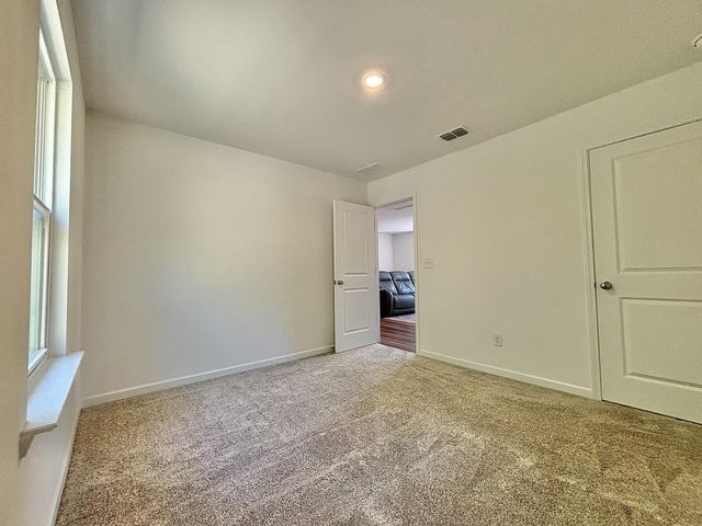 2921 Salinger Way, Gainesville, GA 30507