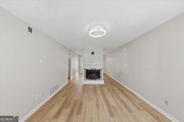 7750 Roswell Road 9F, Sandy Springs, GA 30350