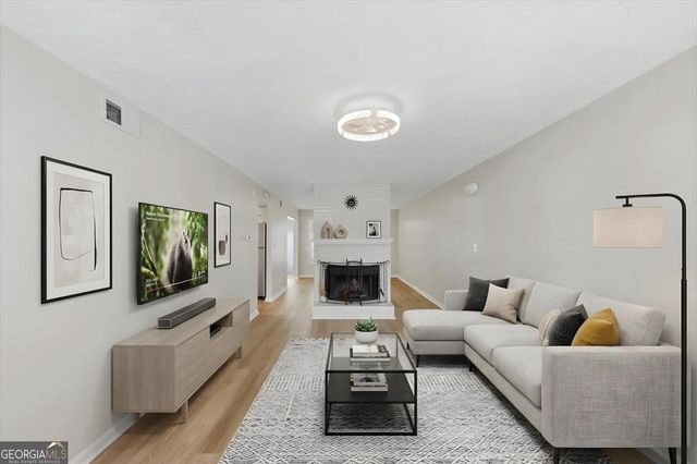 7750 Roswell Road 9F, Sandy Springs, GA 30350