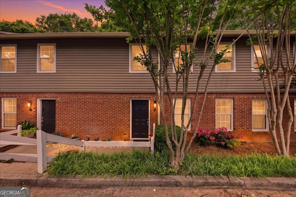 7750 Roswell Road 9F, Sandy Springs, GA 30350