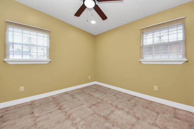 5326 Heatherbrook Drive, Houston, TX 77045