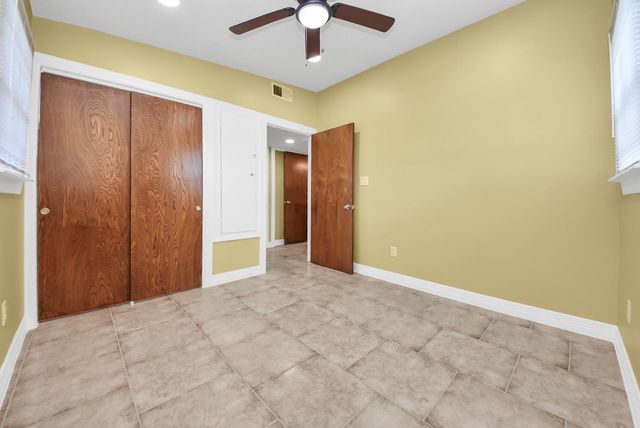 5326 Heatherbrook Drive, Houston, TX 77045