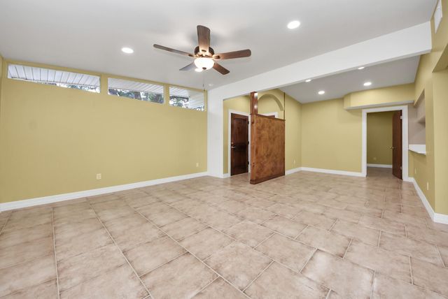 5326 Heatherbrook Drive, Houston, TX 77045