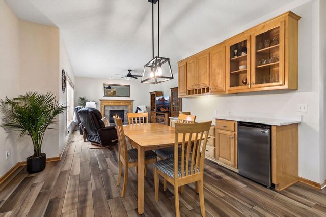 21296 Isotope Trail, Lakeville, MN 55044