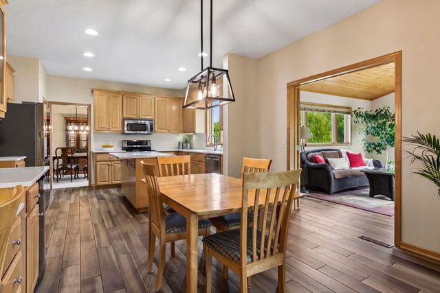 21296 Isotope Trail, Lakeville, MN 55044
