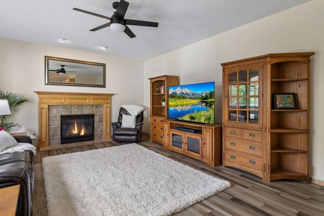 21296 Isotope Trail, Lakeville, MN 55044
