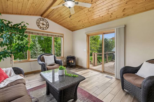 21296 Isotope Trail, Lakeville, MN 55044