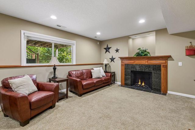 21296 Isotope Trail, Lakeville, MN 55044