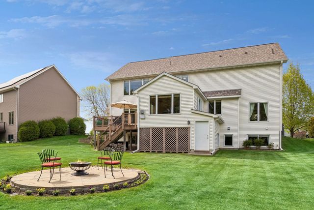 21296 Isotope Trail, Lakeville, MN 55044