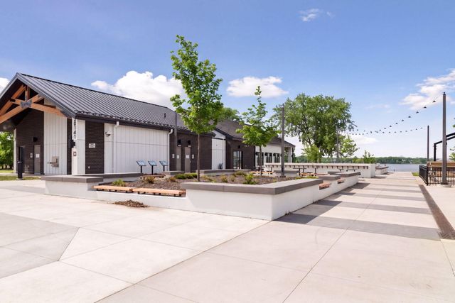 21296 Isotope Trail, Lakeville, MN 55044