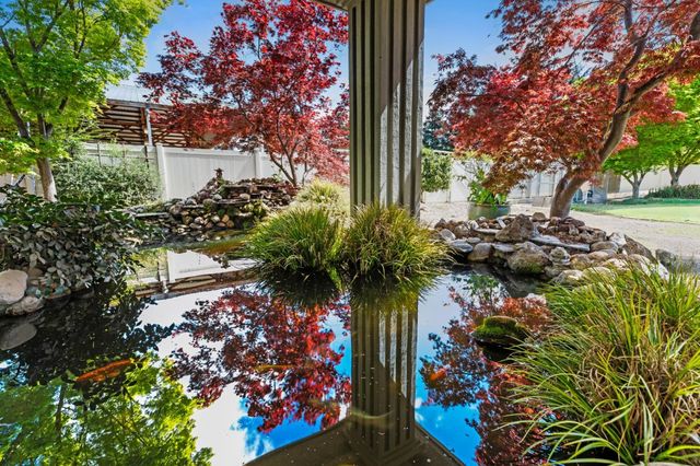 5000 Peach Blossom Lane, Oakdale, CA 95361