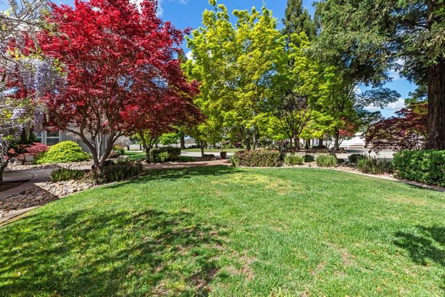 5000 Peach Blossom Lane, Oakdale, CA 95361