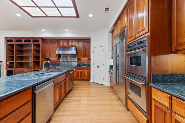 5000 Peach Blossom Lane, Oakdale, CA 95361