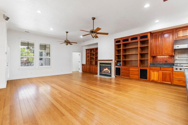 5000 Peach Blossom Lane, Oakdale, CA 95361