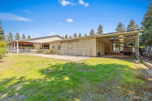 5000 Peach Blossom Lane, Oakdale, CA 95361
