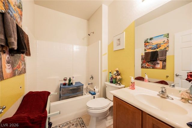 3328 Hackney Horse Court, Las Vegas, NV 89122