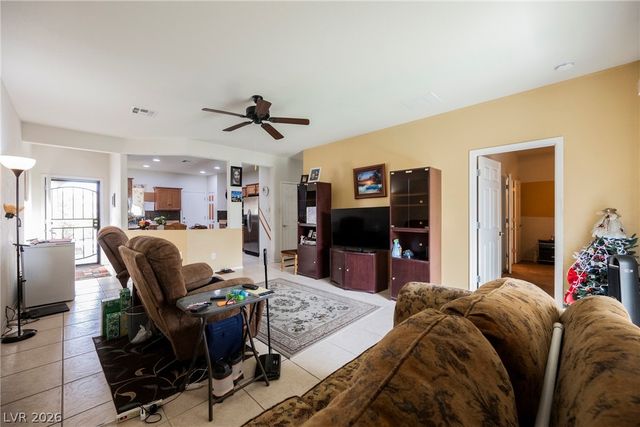 3328 Hackney Horse Court, Las Vegas, NV 89122