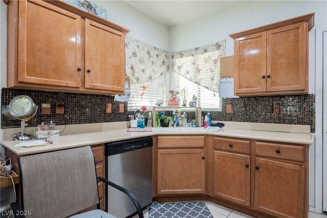 3328 Hackney Horse Court, Las Vegas, NV 89122