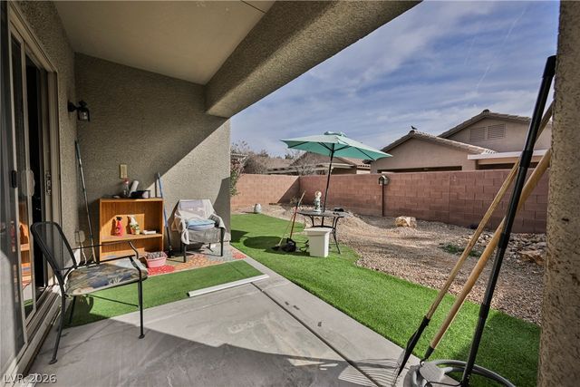 3328 Hackney Horse Court, Las Vegas, NV 89122