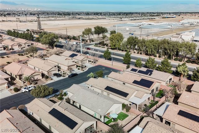 3328 Hackney Horse Court, Las Vegas, NV 89122