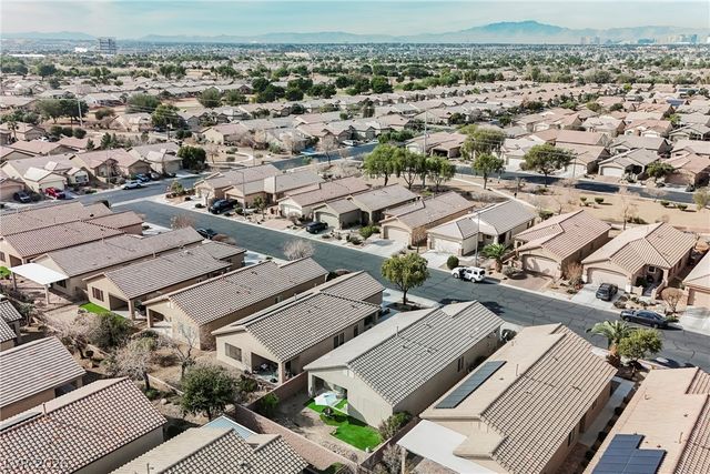 3328 Hackney Horse Court, Las Vegas, NV 89122