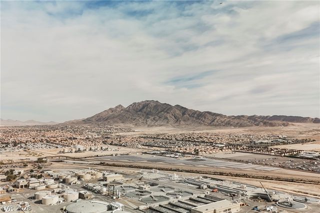 3328 Hackney Horse Court, Las Vegas, NV 89122