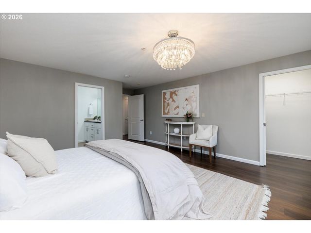 22582 Sw MAIN St 303, Sherwood, OR 97140